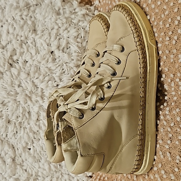 Ugg Hightop Leather Shoes - Picture 12 of 16